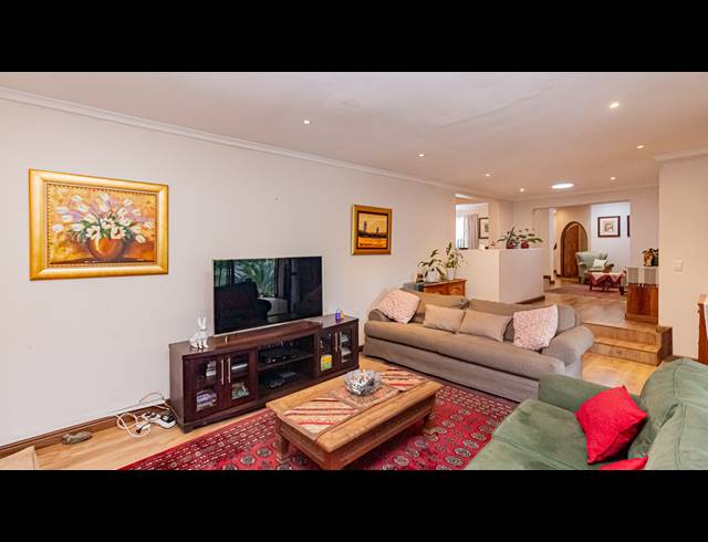 4 BEDROOM FREESTANDING FOR SALE IN BOSKRUIN